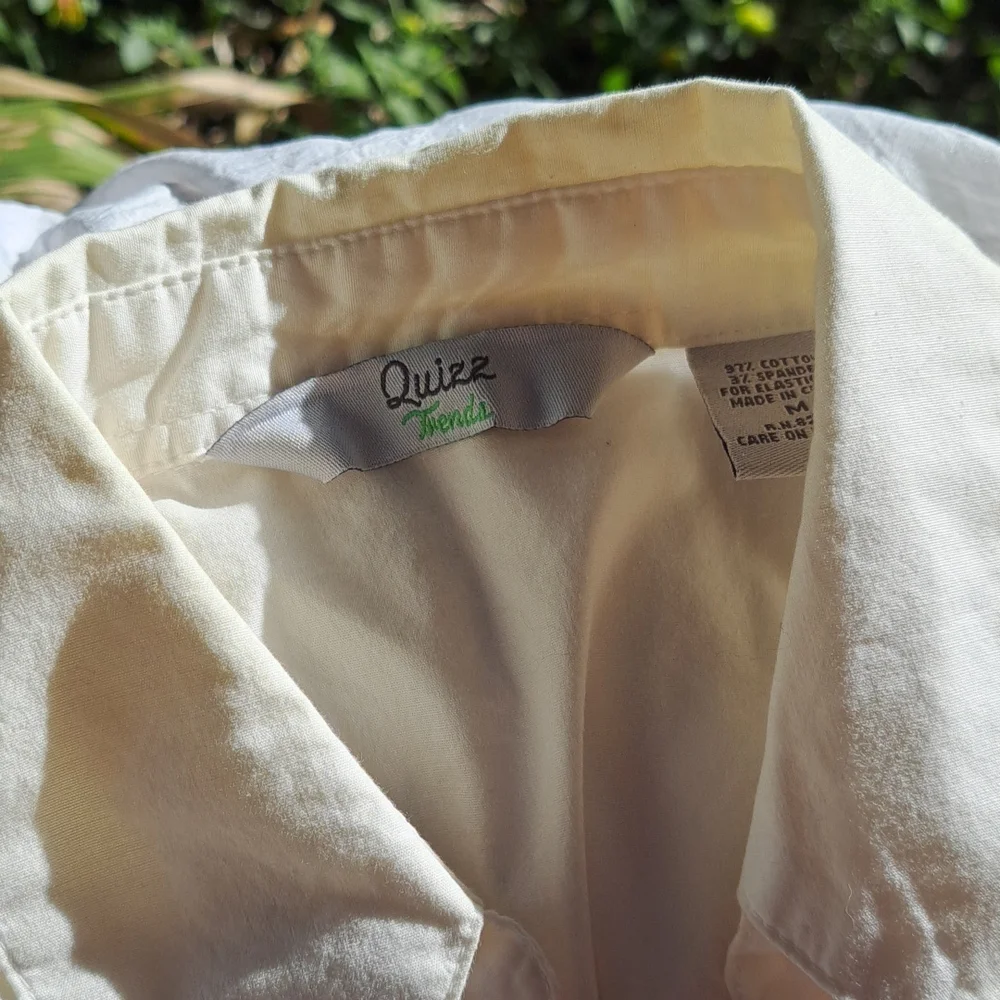 White jacket bundle - Picture 7 of 9